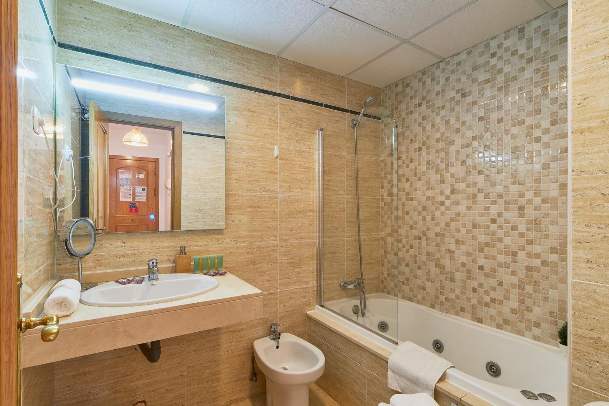 Carril De Mar Apartment Malaga Exterior photo